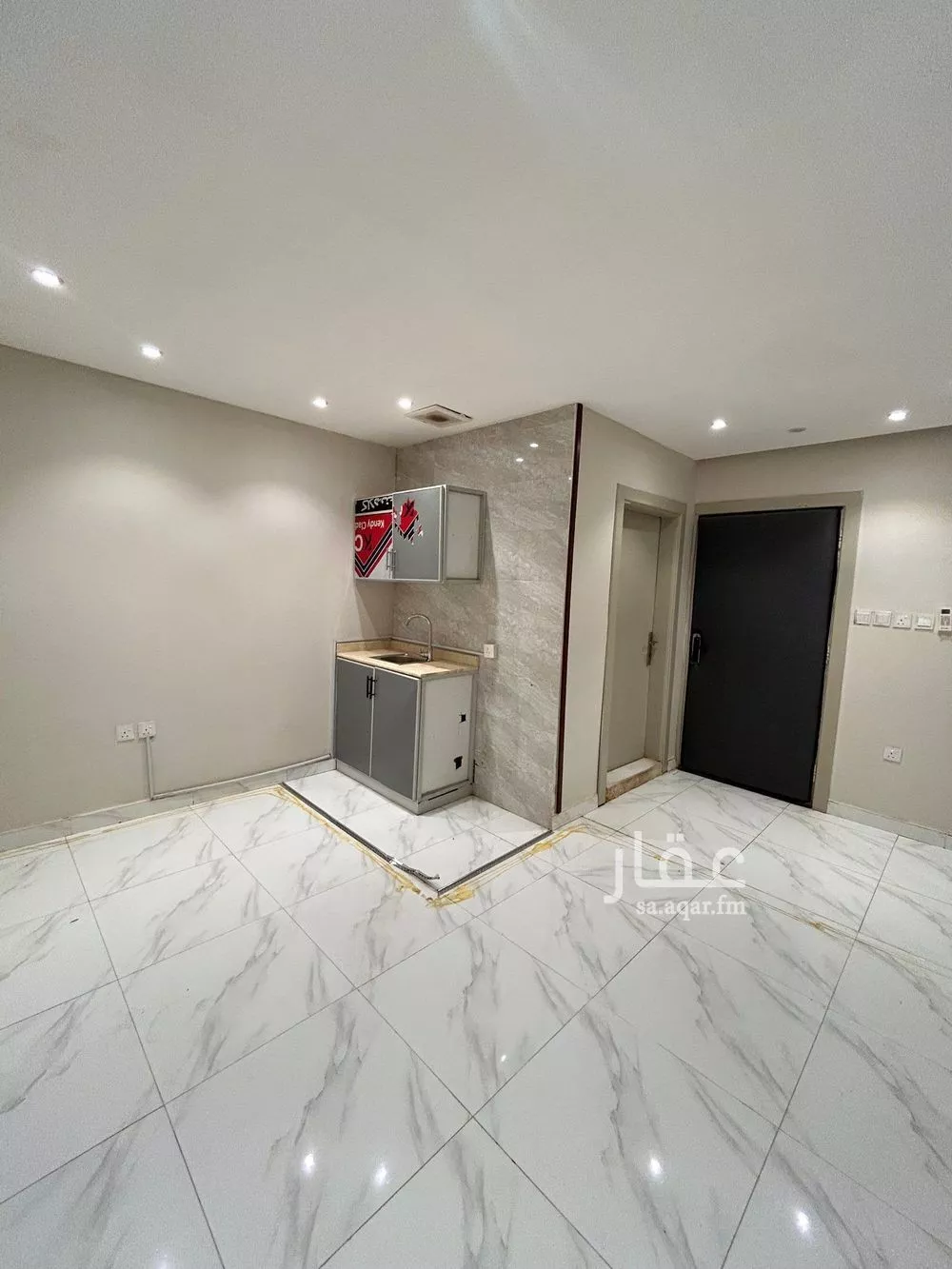 1 bedroom apartment in Al Mughrizat 4