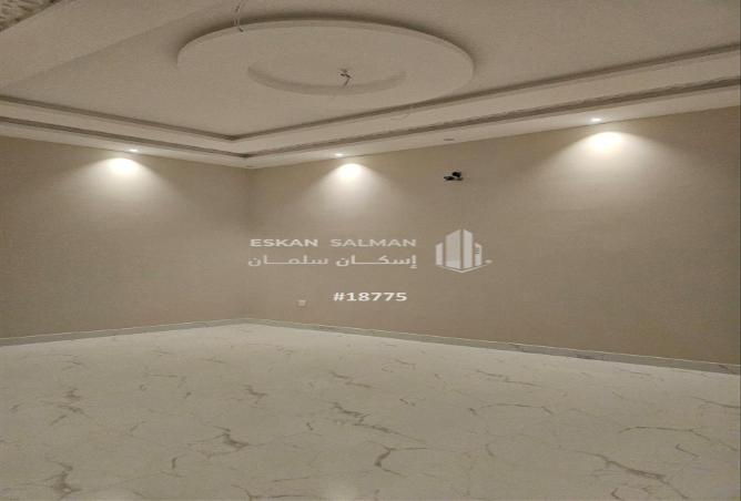 7 bedroom villa in Al Hamdaniyah 3