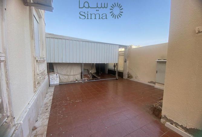 فيلا 5 غرف في Ash Shati 2