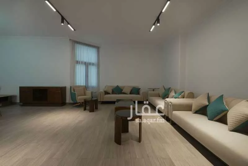 3000 sqm building in Al Olaya 2