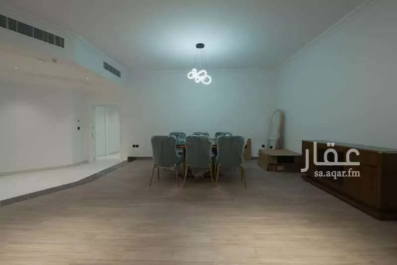 3000 sqm building in Al Olaya 3