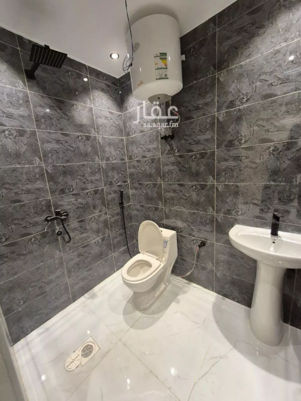 1 bedroom apartment in Al Yarmouk 6