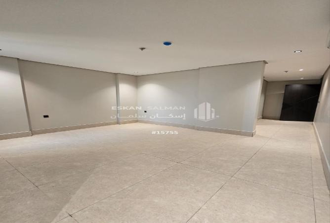 5 bedroom apartment in Dahiyat Al Malik Fahd 2