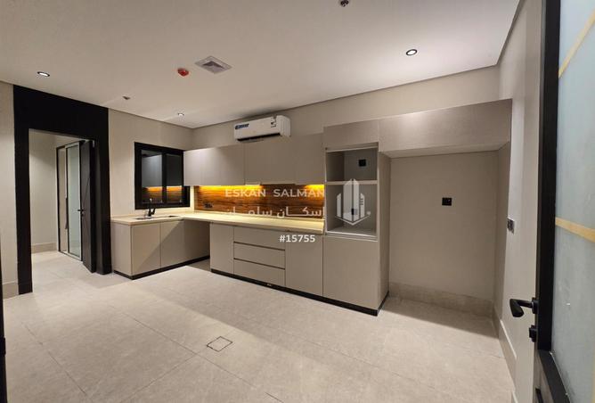 5 bedroom apartment in Dahiyat Al Malik Fahd 3