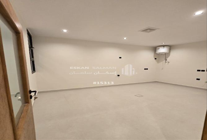4 bedroom apartment in Ash Shulah 3