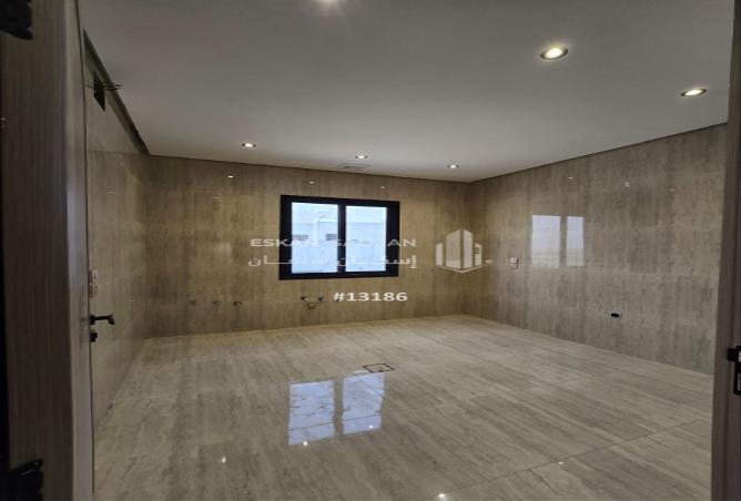 6 bedroom apartment in Dahiyat Al Malik Fahd 3