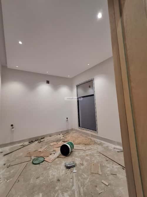 5 bedroom floor in Tuwaiq 7