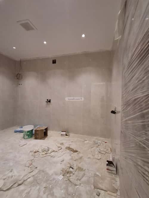 5 bedroom floor in Tuwaiq 9