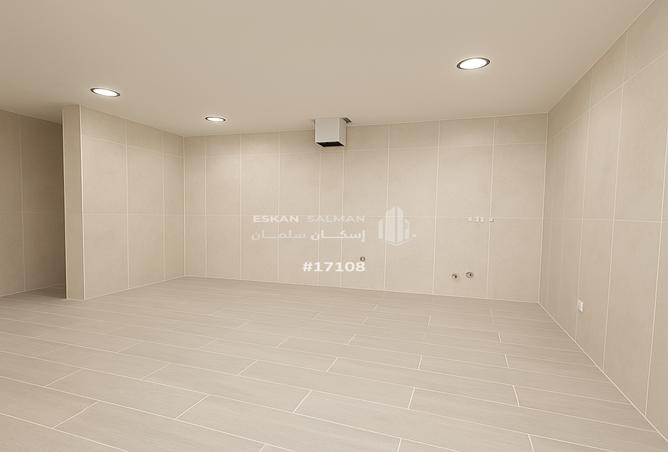 5 bedroom apartment in Dahiyat Al Malik Fahd 2