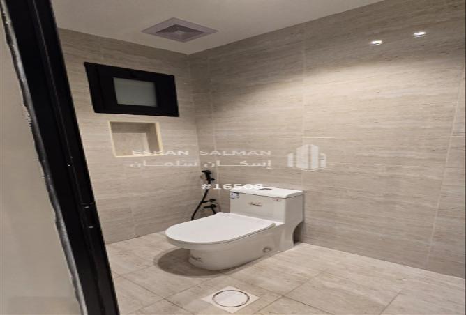 5 bedroom apartment in Hajar Al Khamis 2