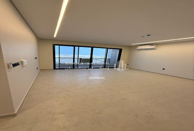 6 bedroom apartment in Al Bahr 2