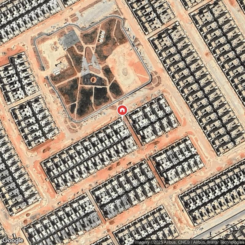 4 bedroom villa in King Khalid International Airport, Riyadh 8