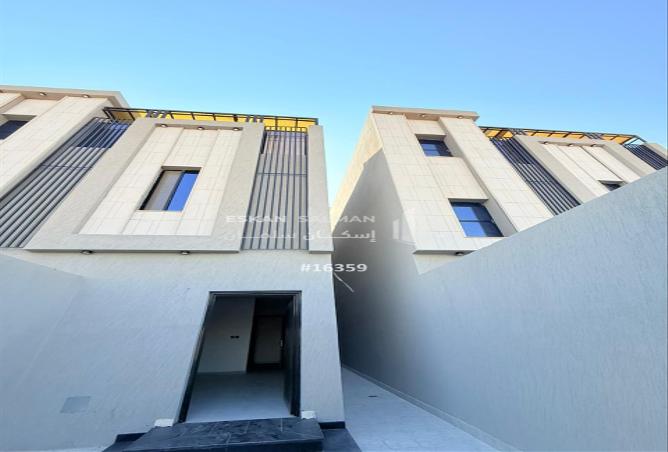 5 bedroom apartment in Hajar Al Khamis 3