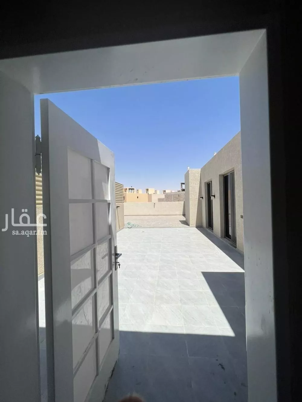 شقة 4 غرف في الرمال 11