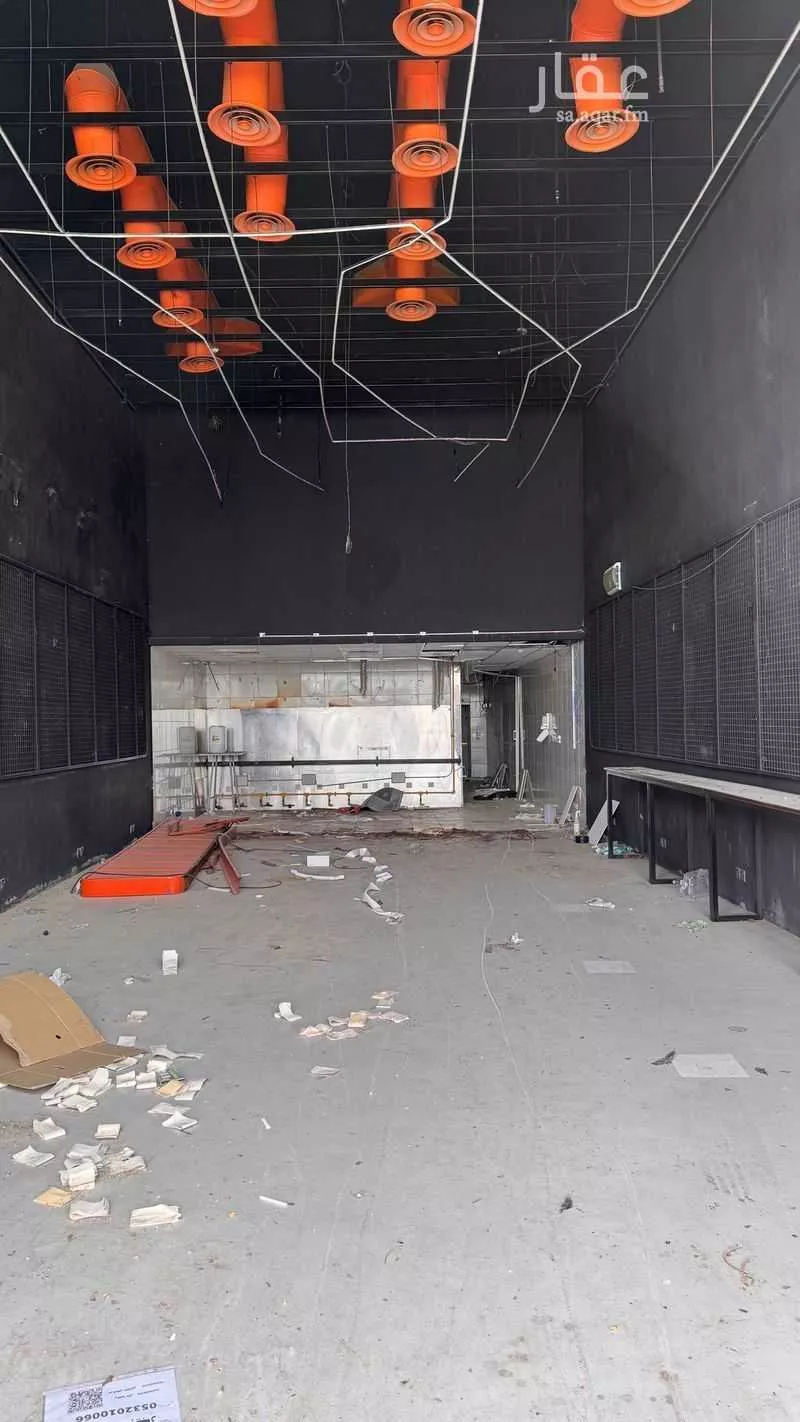 محل 160 م² في القبلتين 4