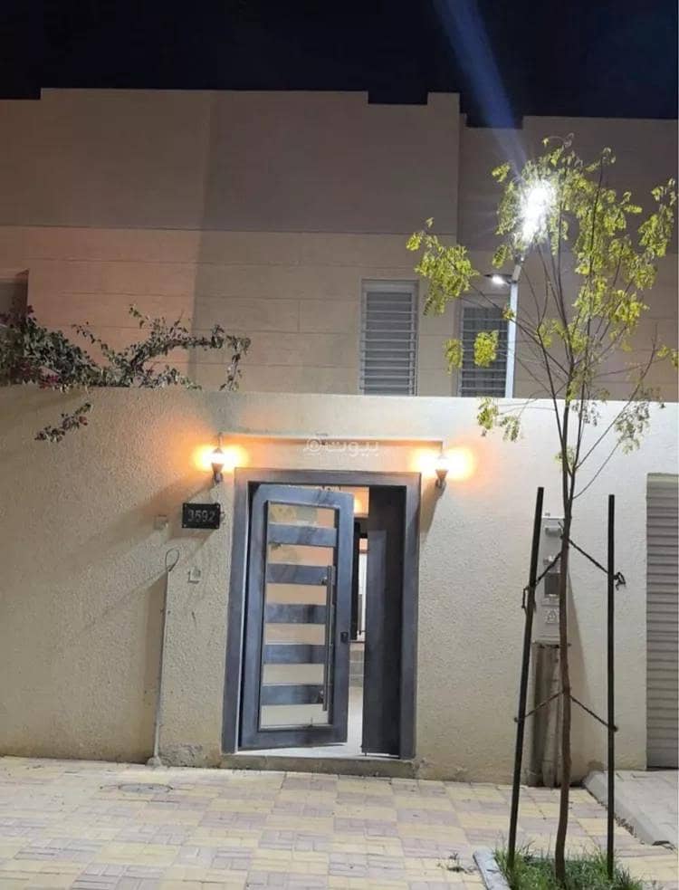 4 bedroom villa in Khuzam, Riyadh 2