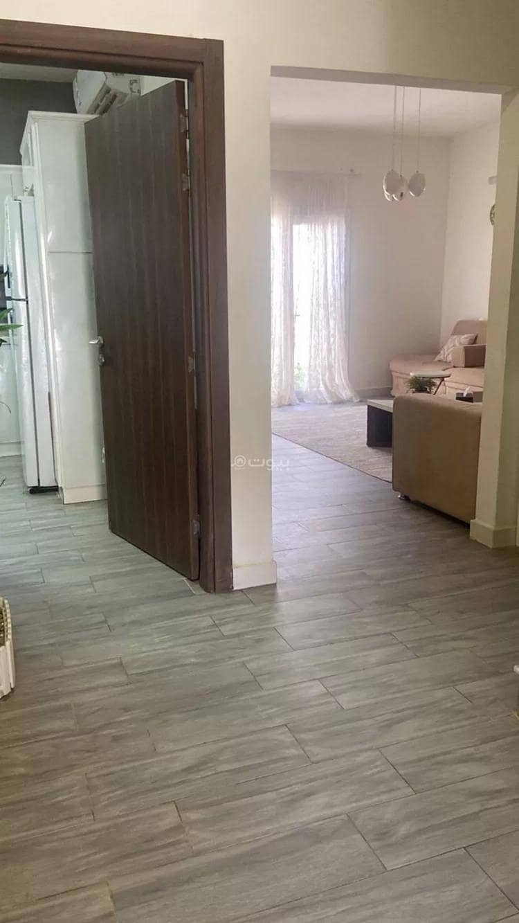 4 bedroom villa in Khuzam, Riyadh 5