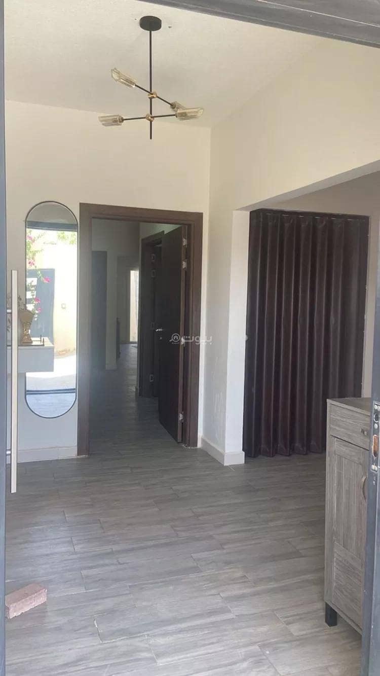 4 bedroom villa in Khuzam, Riyadh 6