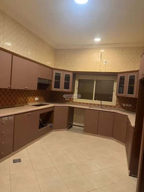 7 bedroom villa in Al Shiraa 9