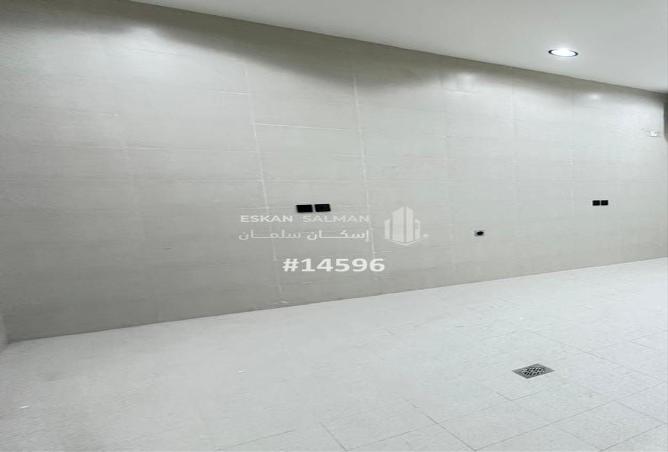 6 bedroom apartment in Muhammed Ibn Saud 3