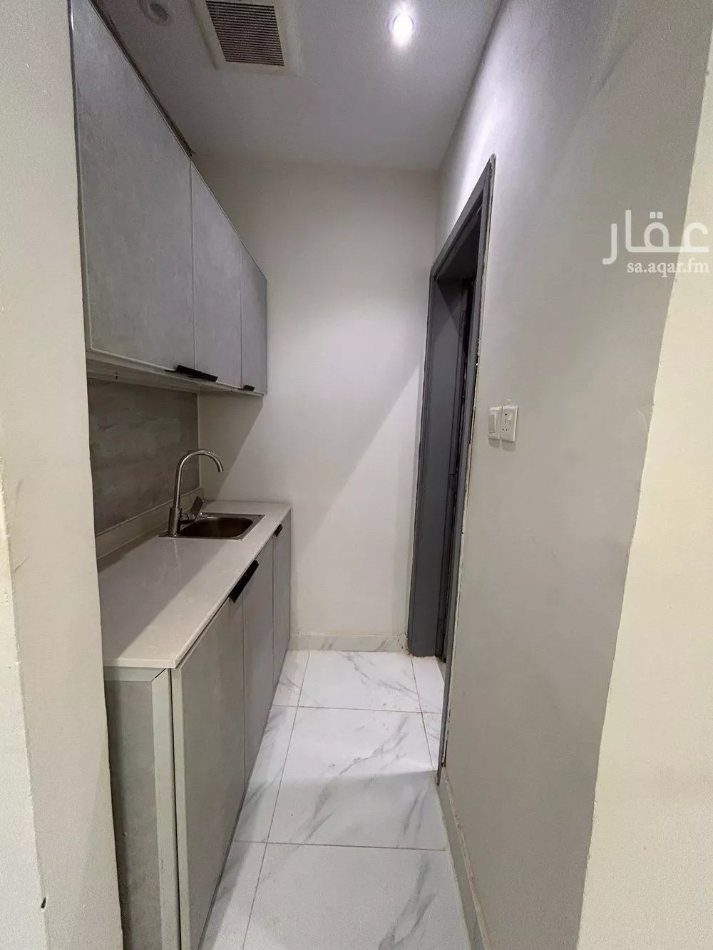 1 bedroom apartment in As Suwaidi Al Gharabi 4