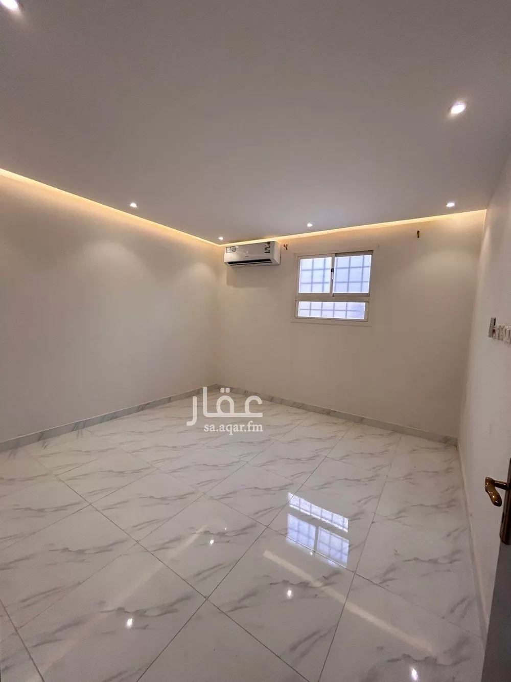 1 bedroom apartment in As Suwaidi Al Gharabi 7