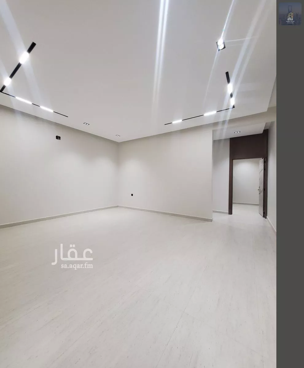 5 bedroom floor in Al Janadriyah 5