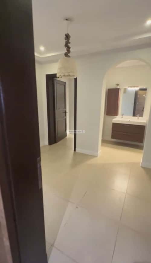 7 bedroom apartment in Al Salamah 5