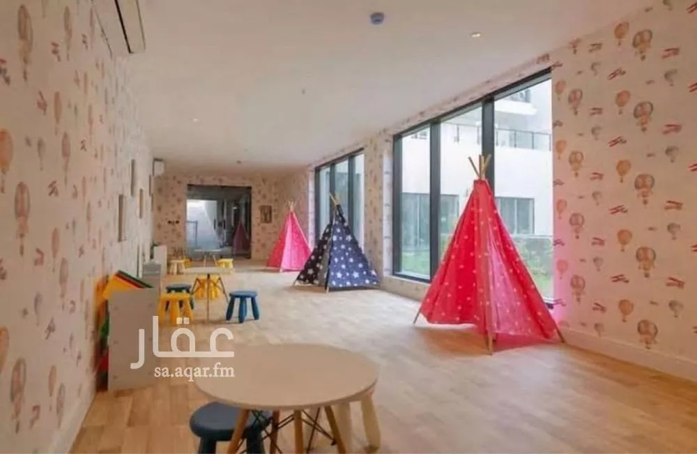 3 bedroom apartment in Al Malqa 12