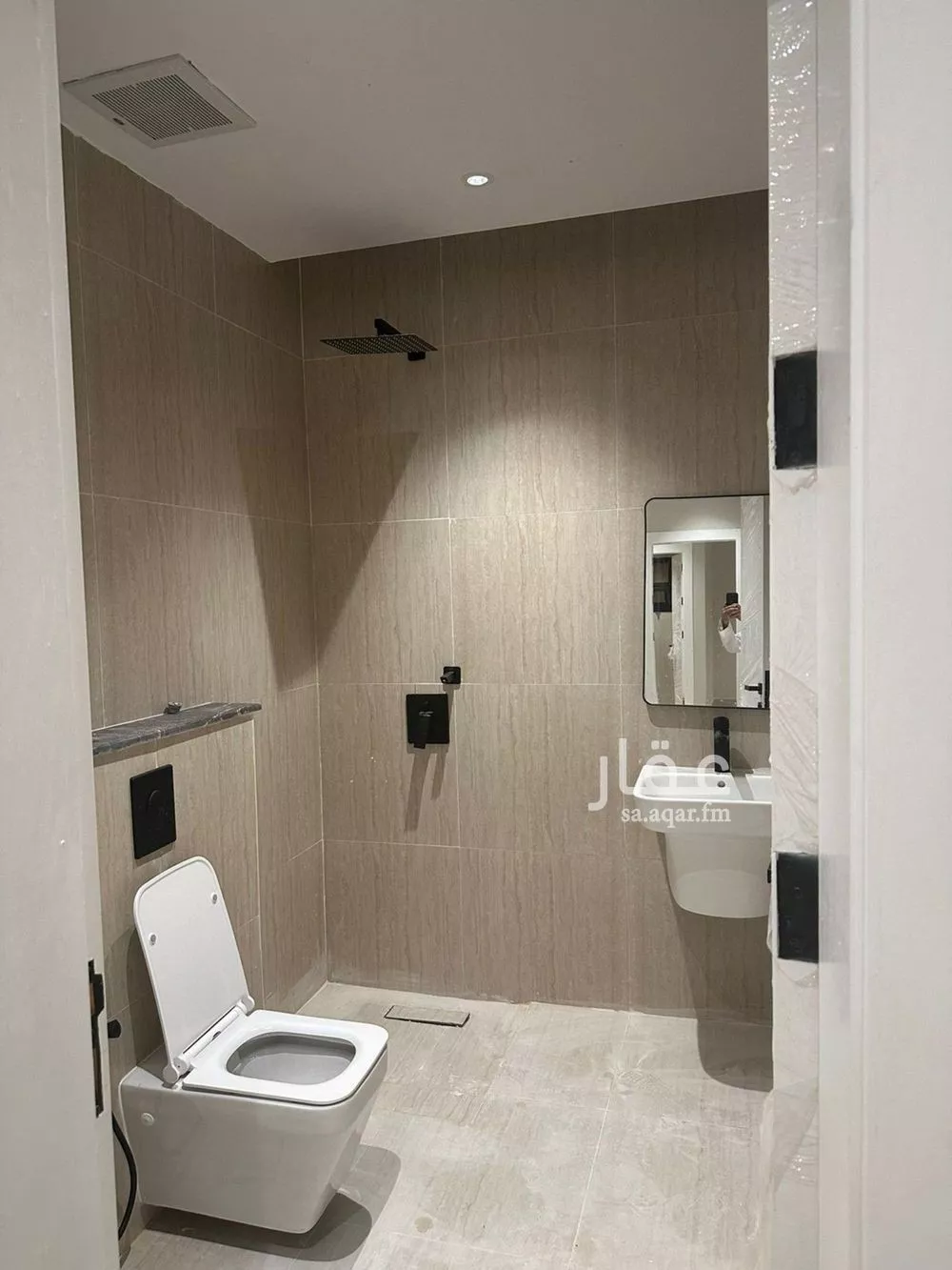 3 bedroom apartment in Al Rimal 12