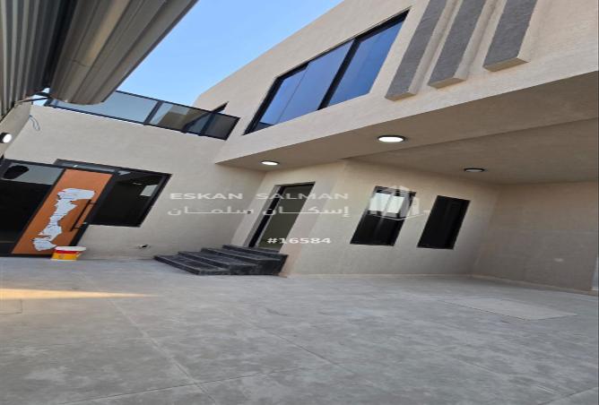 7 bedroom villa in Al Khuzama 3