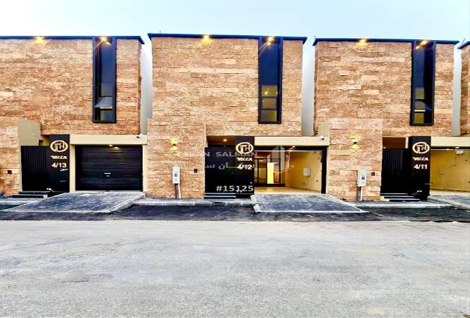 5 bedroom villa in Al Dana 2
