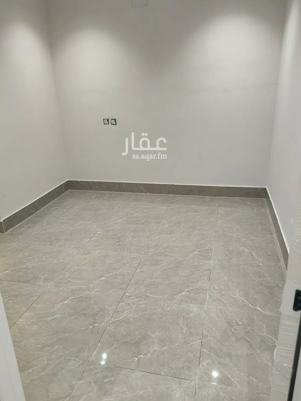 شقة 1 غرف في الملك فهد 5