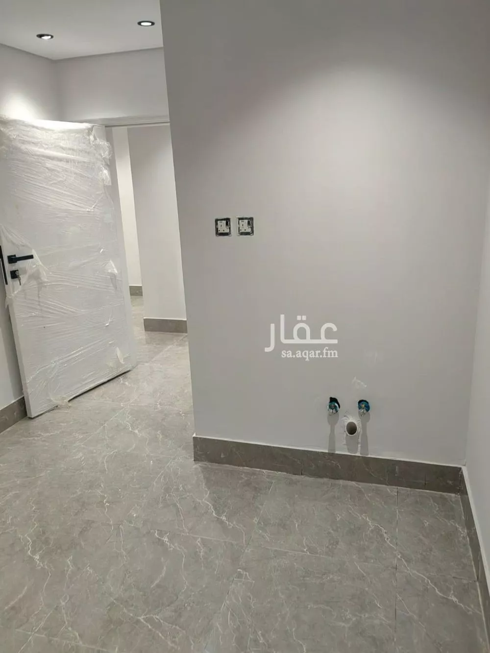 شقة 1 غرف في الملك فهد 8