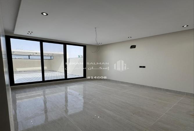 7 bedroom villa in Al Dana 3