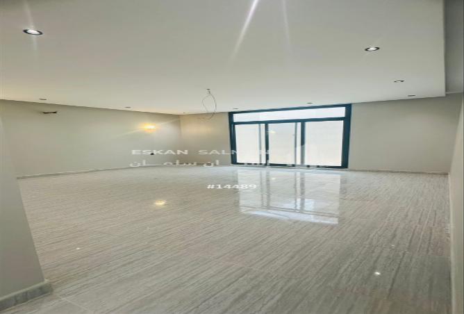 7 bedroom villa in Al Dana 3