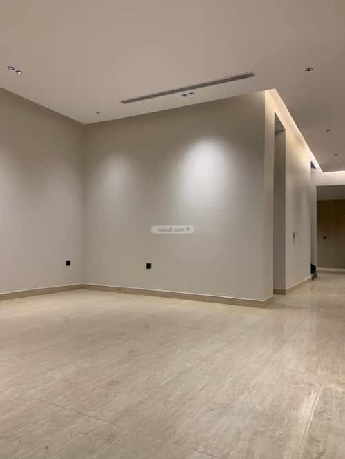 5 bedroom villa in Al Shiraa 9
