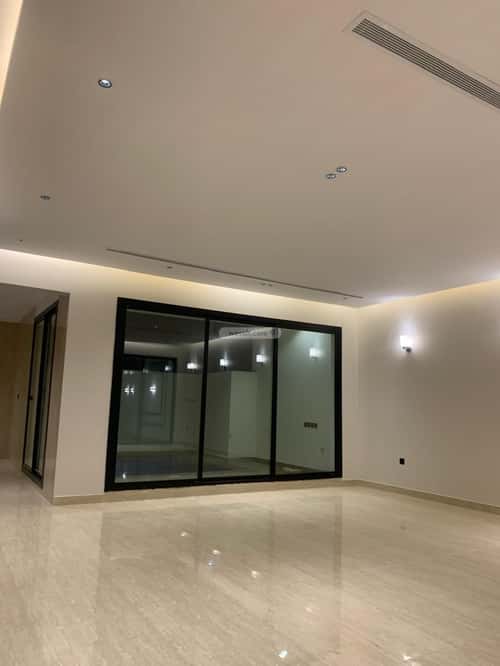 5 bedroom villa in Al Shiraa 10