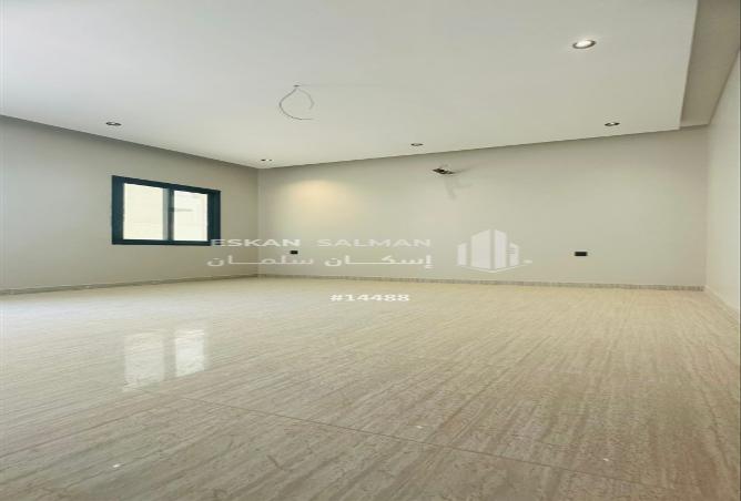 7 bedroom villa in Al Dana 3