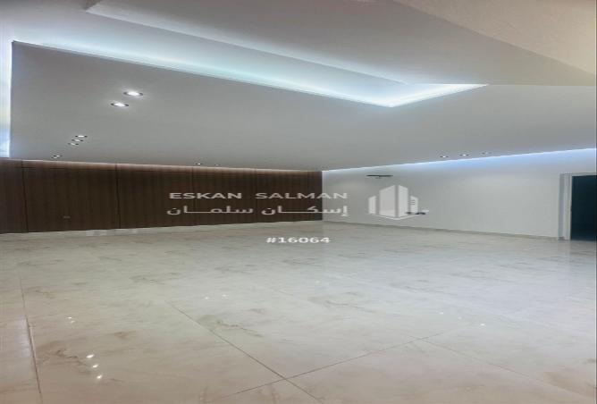 7 bedroom villa in Al Dana 3