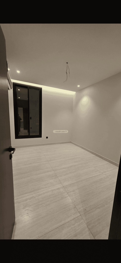 شقة 3 غرف في الروضة 4