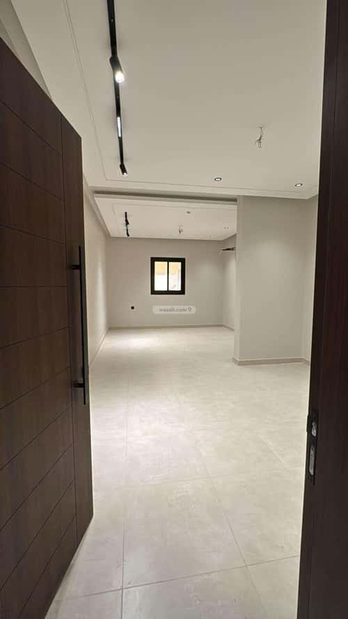 5 bedroom apartment in Al Rabwa 1