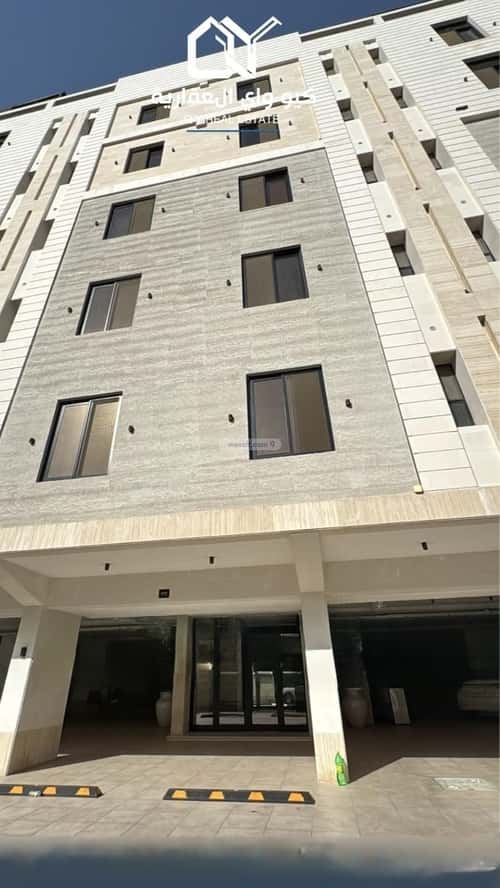 5 bedroom apartment in Al Rabwa 4