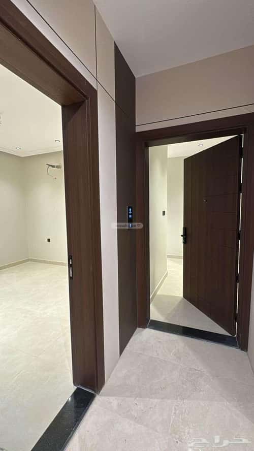 5 bedroom apartment in Al Rabwa 4
