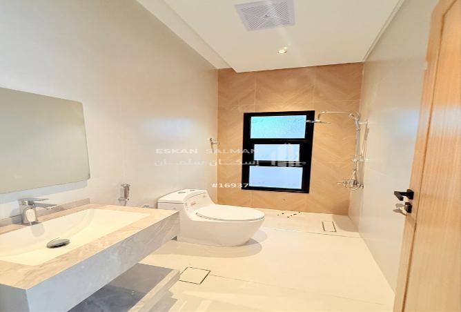6 bedroom villa in As Sawari 2