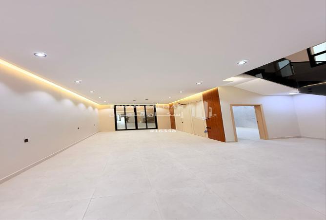 7 bedroom villa in Hajr Al Thalith 2