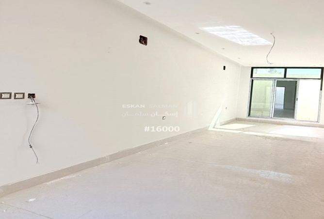 7 bedroom villa in Dahiyat Al Malik Fahd 2