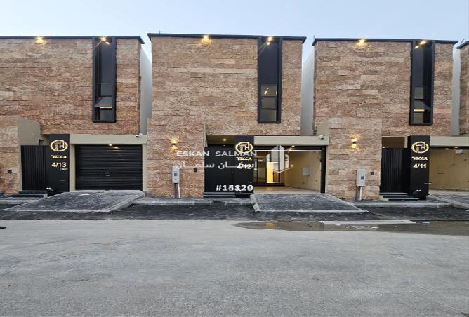 5 bedroom villa in Al Dana 2