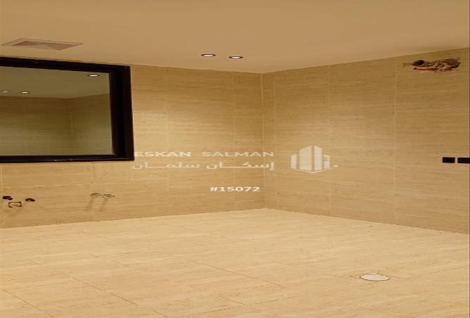 5 bedroom villa in Dahiyat Al Amir Sultan Al Janubia 3