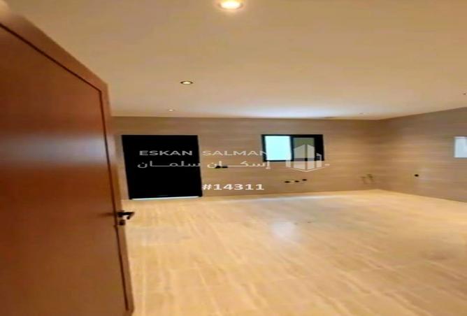 7 bedroom villa in Al Dana 3